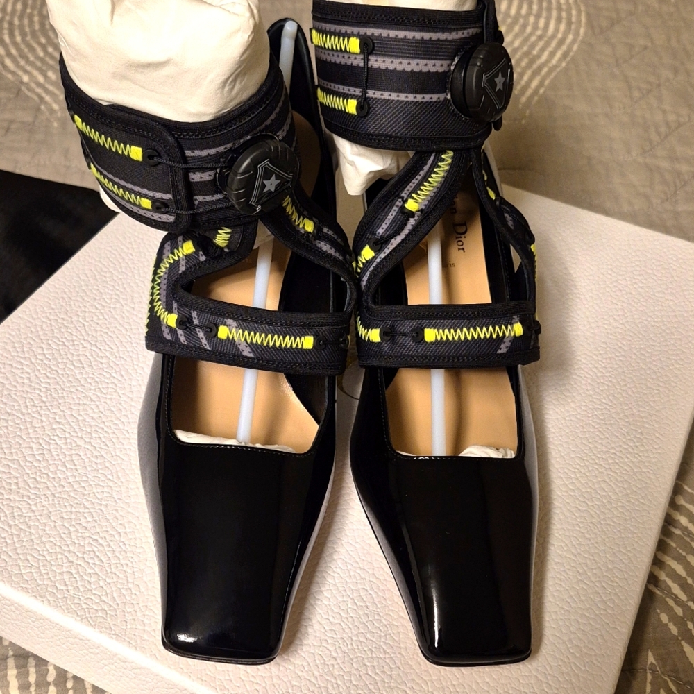 Dior